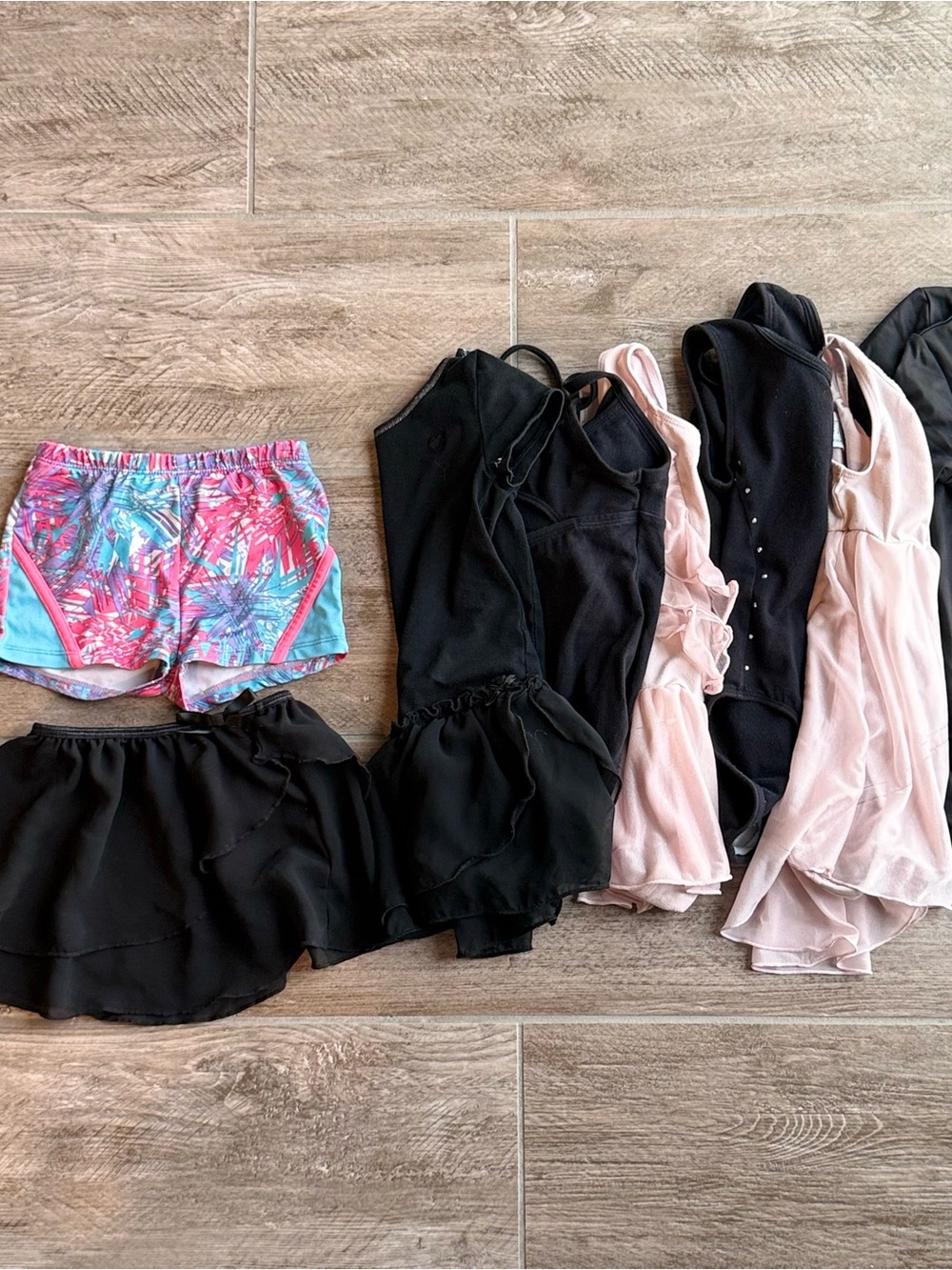 Mixed lot of Dancewear Girls 4/5